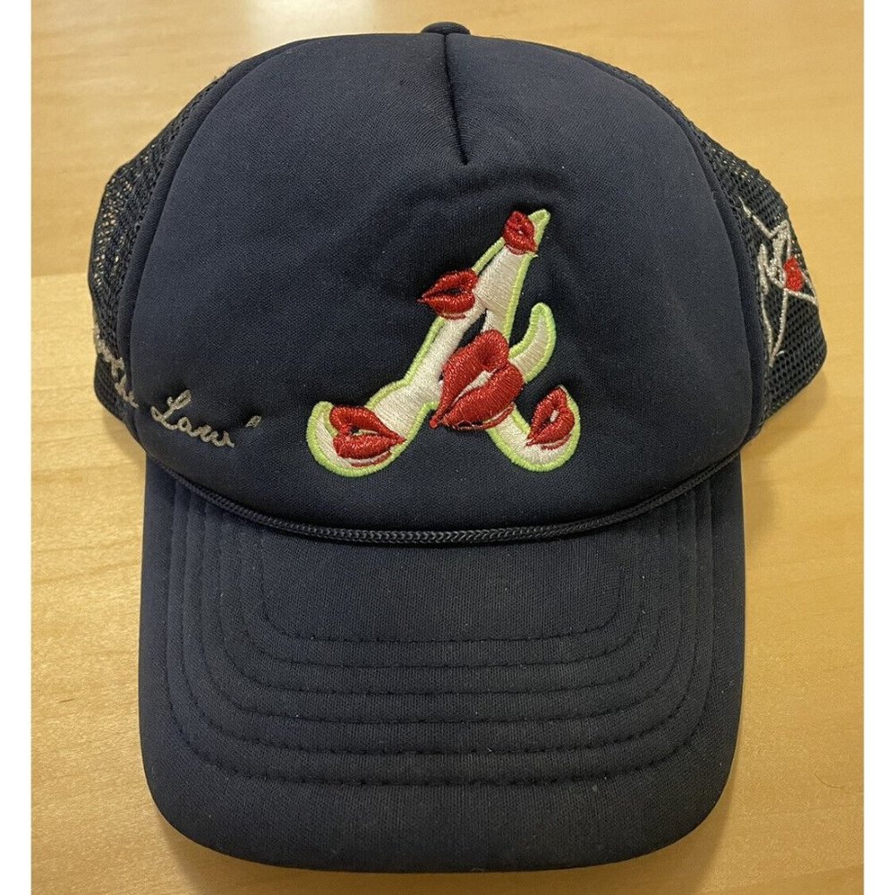 LAROPA Atlanta Braves Lips Embroidered Blue Trucker Hat QUAVO Navy Snapback
